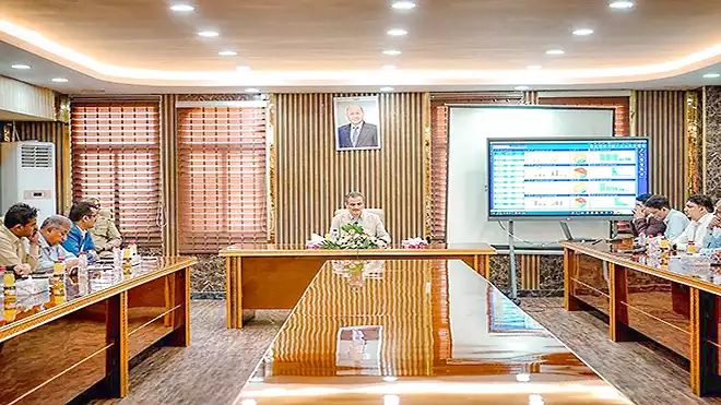 محافظ عدن يوجه بتسهيل إجراءات ترخيص طلبات البناء